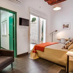 Bed & Breakfast Casa Palacio El Condestable De, Sevilla