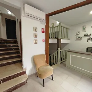 hostal-noray.catalonia-hotels.com/