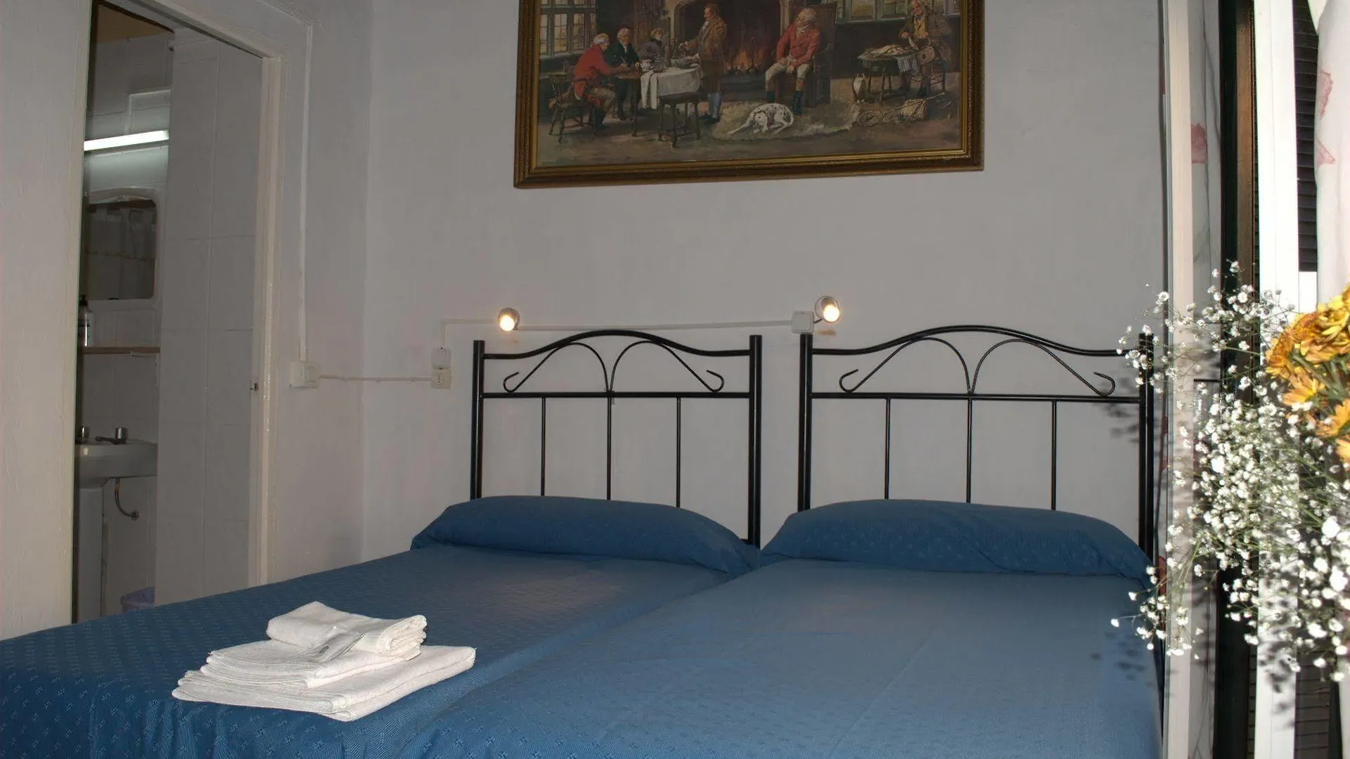 Pension Santa Maria La Blanca Sevilla Penzion